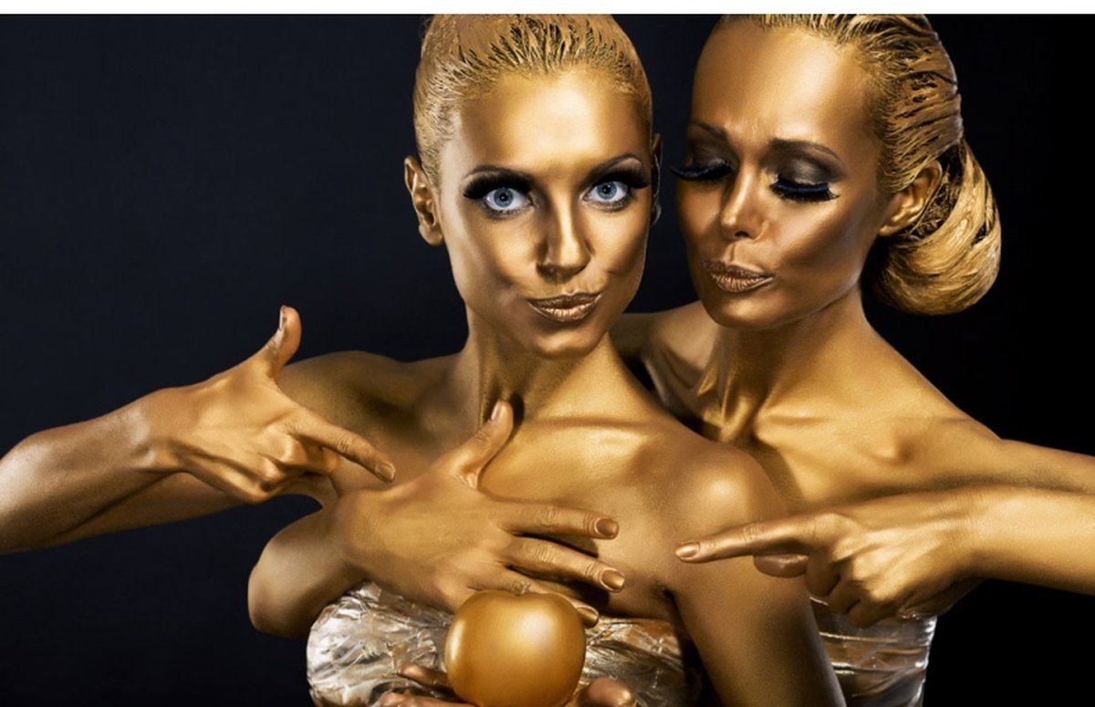 Bronze powder golden body art metallic effect